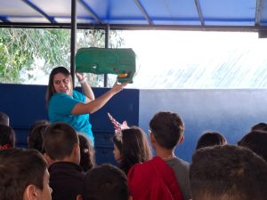 Projeto “Quem Perde com Isso?” transforma alunos em investigadores na Escola Educador Paulo Freire, em Atibaia (SP)